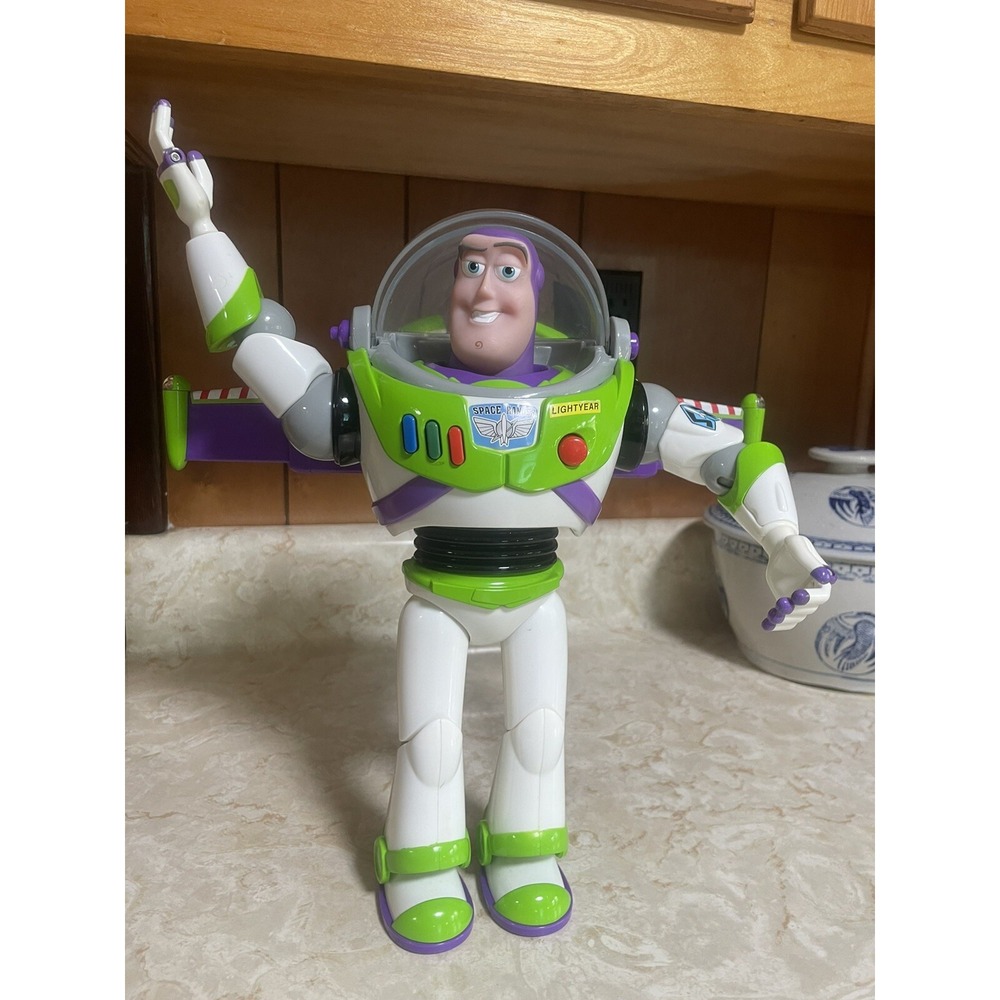Disney Store London - Toy Story 12" Buzz Lightyear Interactive Action Figure